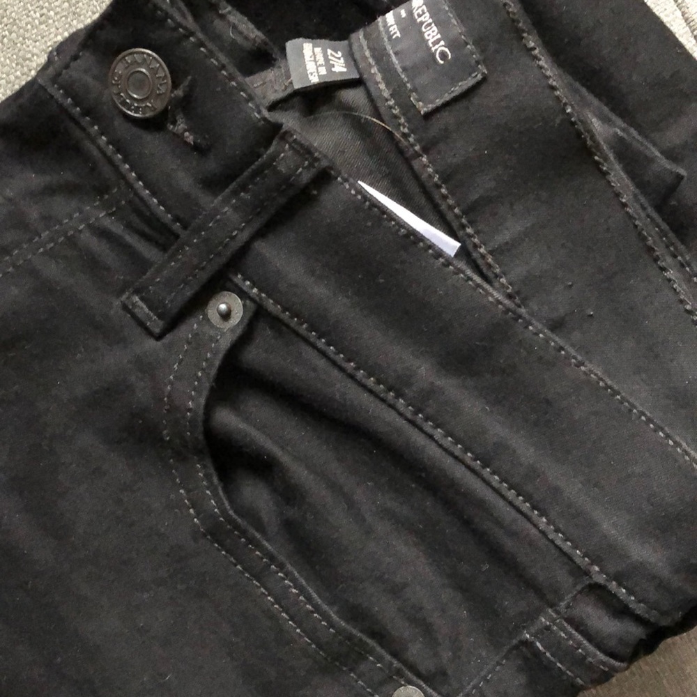 Black Banana Republic skinny fit slacks